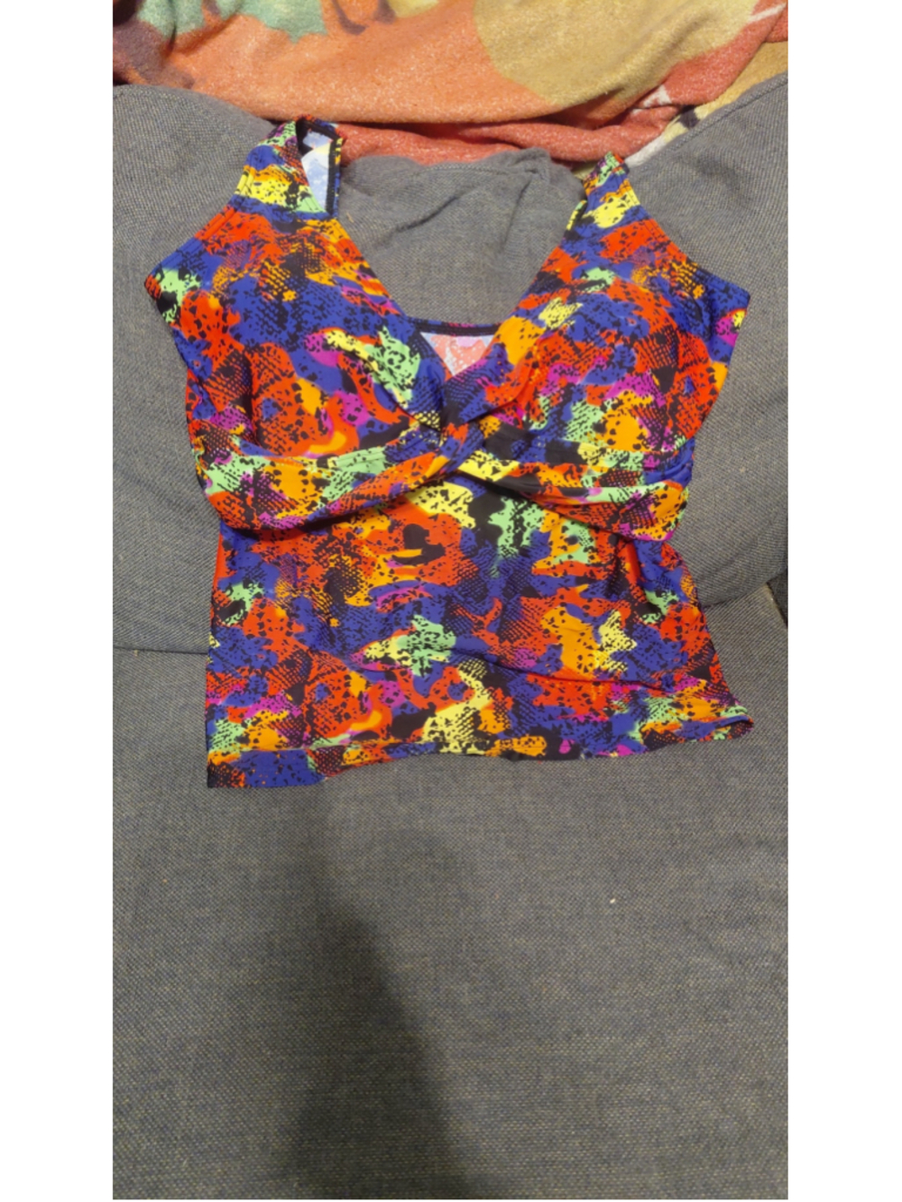 Women's Unbranded Bikini Top Size L Blue Multi-color Twist Front Swimwear